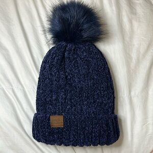 Navy blue beanie with Pom Pom
